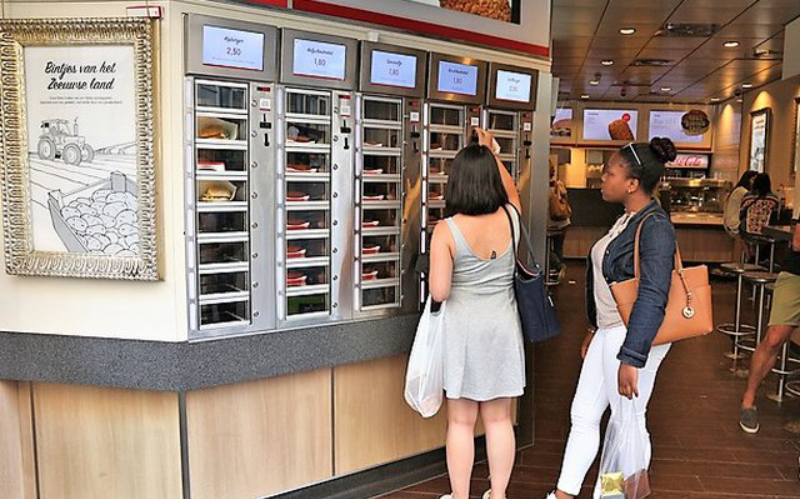 Benefits of Self-Service Kiosks for Restaurants