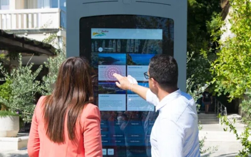 How Proximity Sensors Make Kiosks Better