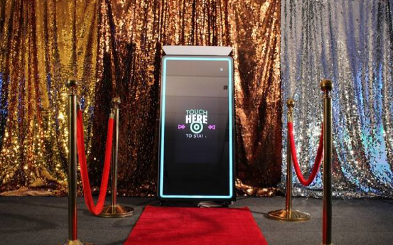 Handy Guide to Photo Booth Kiosks