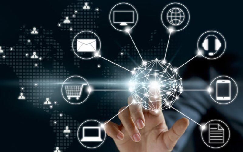 Everything You Need To Know About Smart Signage Kiosks