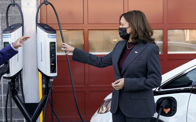 Complete Guide to EV Charging Kiosk